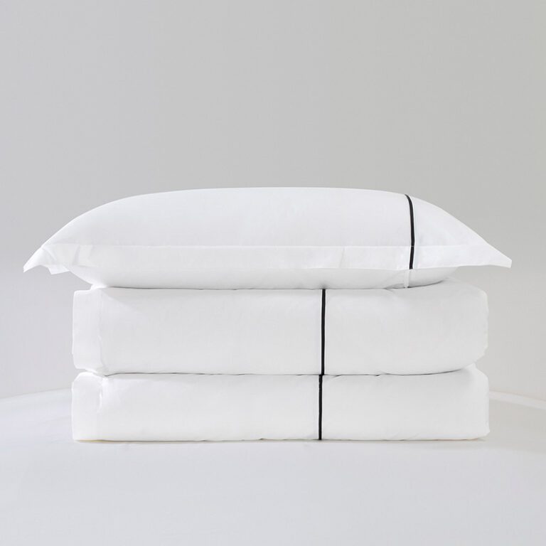 black insertion strip hotel bedding for Elegant Guestrooms