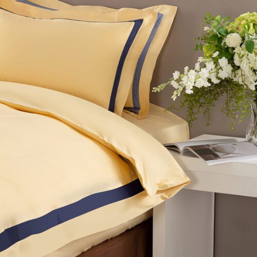 Luxury Cream & Navy Hotel Bedding Set – Modern Contrast Border Duvet Cover and Pillowcase Collection