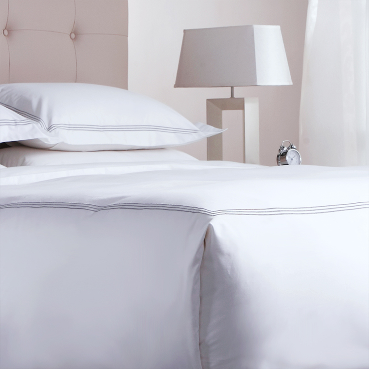 Luxury 5 Star Hotel Bedding Set – White 100% Cotton with Custom Logo & Size Options - Image 3