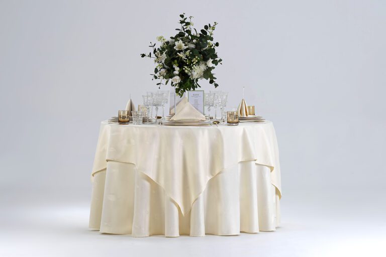 GALAXY HOTEL SUPPLIES – Small White Fish Pattern Round Tablecloth
