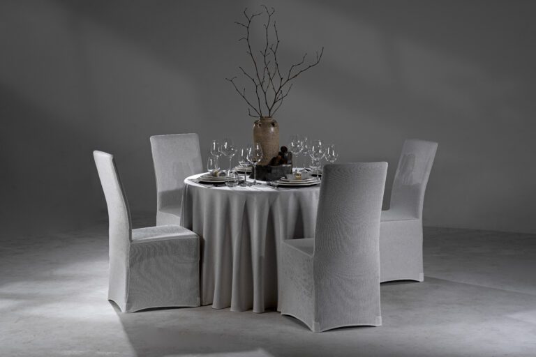 Luxury Organic Linen Tablecloths: Elegance Meets Eco-Conscious Design