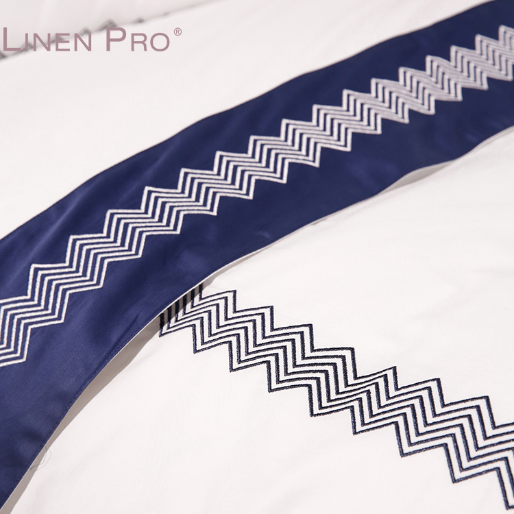 Luxury White Cotton Hotel Comforter and Bedding Set for Queen and King Beds - Image 5