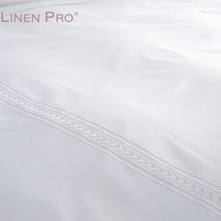 100% Cotton White Embroidered Hotel Bedding Set 300T Duvet Cover Pillowcase - Image 8