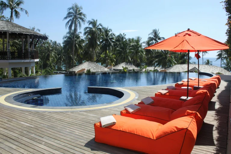 Conquering the Triple Challenge: Why SPA and Fitness Linens Require Specialized Engineering