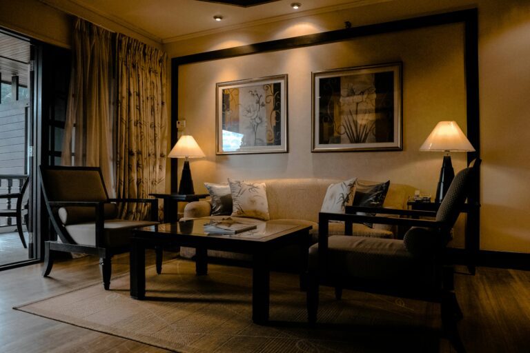 Beyond the Basics: How to Style Your Hotel Room with Leather Accessories