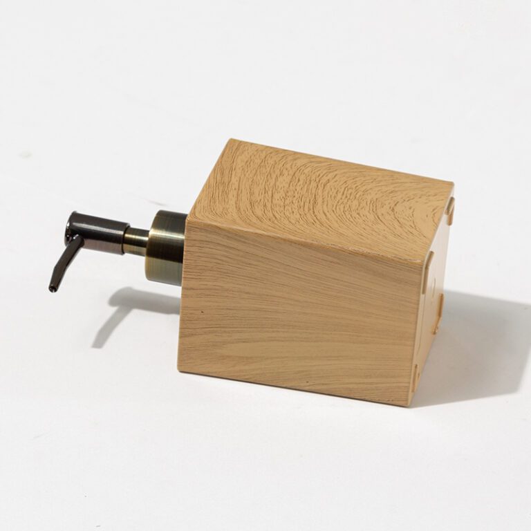 Sustainability Meets Savings: Why Luxury Hotels are Switching to Bulk Soap Dispensers