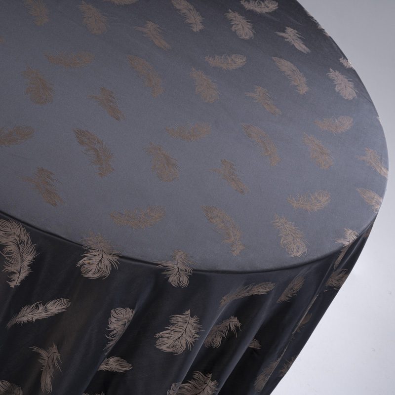 Luxurious Black and Gold Feather Jacquard Round Tablecloth – Premium 100% Polyester Decorative Banquet Linen for High-End Events and Upscale Hotel Dining - Image 2