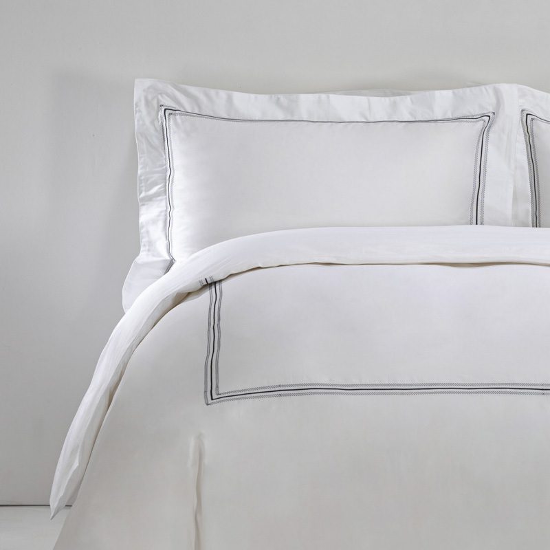 Premium White Hotel Bedding Set – Luxury Cotton Duvet Cover and Pillowcase Set with Elegant Black Linear Embroidery for High-End Hospitality Suites - Image 3