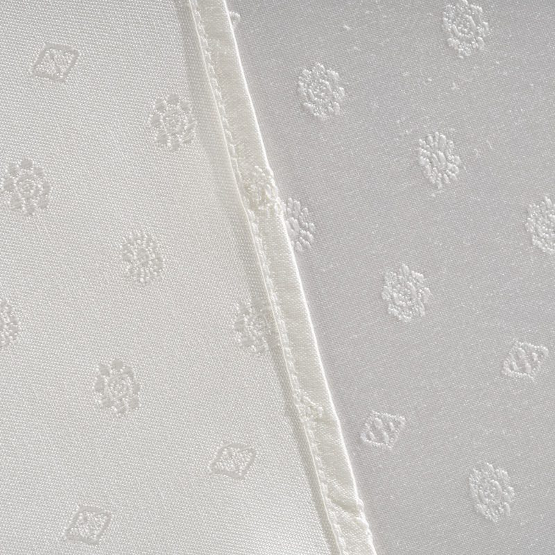 Classic White Polyester Jacquard Round Tablecloth – Elegant "Snowflake" Pattern Hotel Banquet Linen for Weddings and Formal Events - Image 5