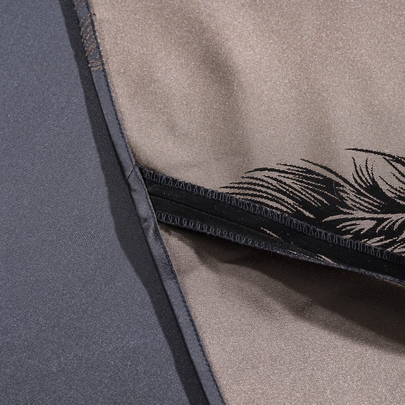 Luxurious Black and Gold Feather Jacquard Round Tablecloth – Premium 100% Polyester Decorative Banquet Linen for High-End Events and Upscale Hotel Dining - Image 5