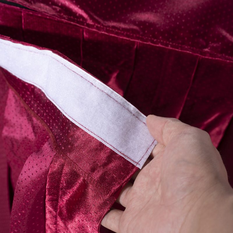 Vibrant Red "Raindrop" Jacquard Rectangular Tablecloth – Durable 100% Polyester Hotel Banquet Linen for Festive Events and Grand Celebrations - Image 8