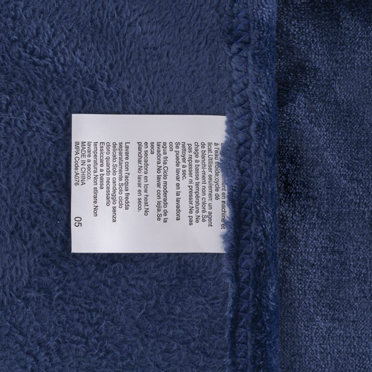 Luxurious Navy Blue Hotel Blanket – Ultra-Soft 100% Polyester Fleece Throw with High Thermal Retention and Industrial Durability for Executive Hospitality Suites - Image 4