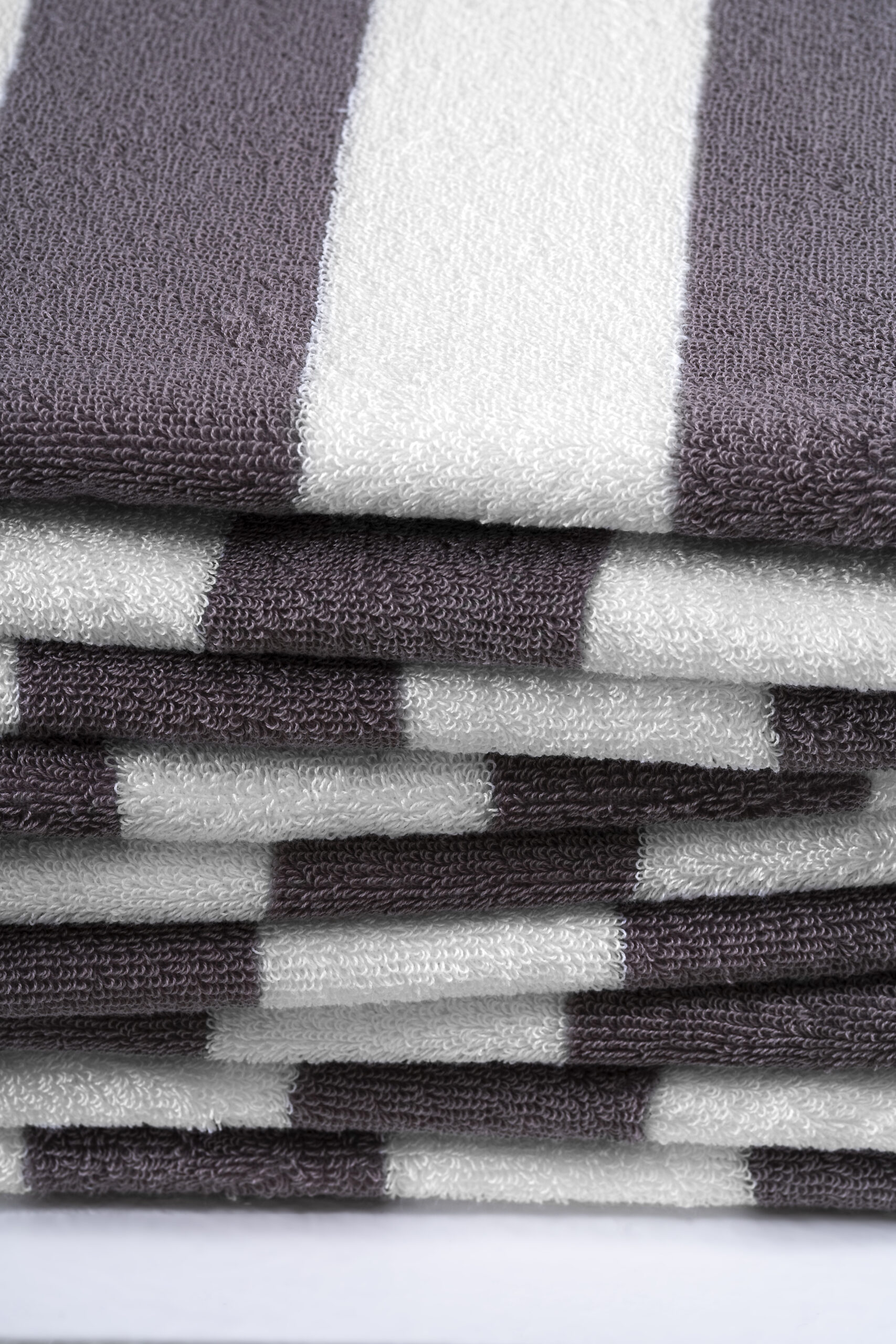 Cabana Striped Hotel Pool Towel - Image 9
