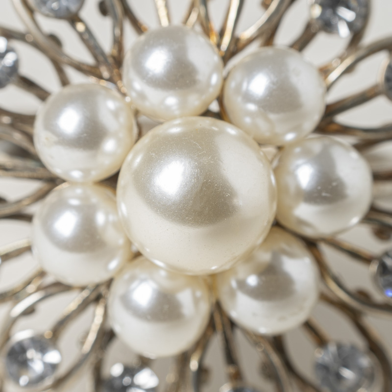 Galaxy Imperial Pearl Crystal Cluster Floral Napkin Ring Holder – Luxury Rhinestone Metal Decor for Hotel Banquets - Image 5