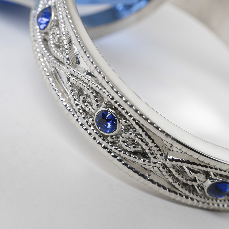 Galaxy Vintage Royal Sapphire Crystal Ring Napkin Holder – Premium Silver Filigree Metal Table Decor for Hotel Banquets - Image 5
