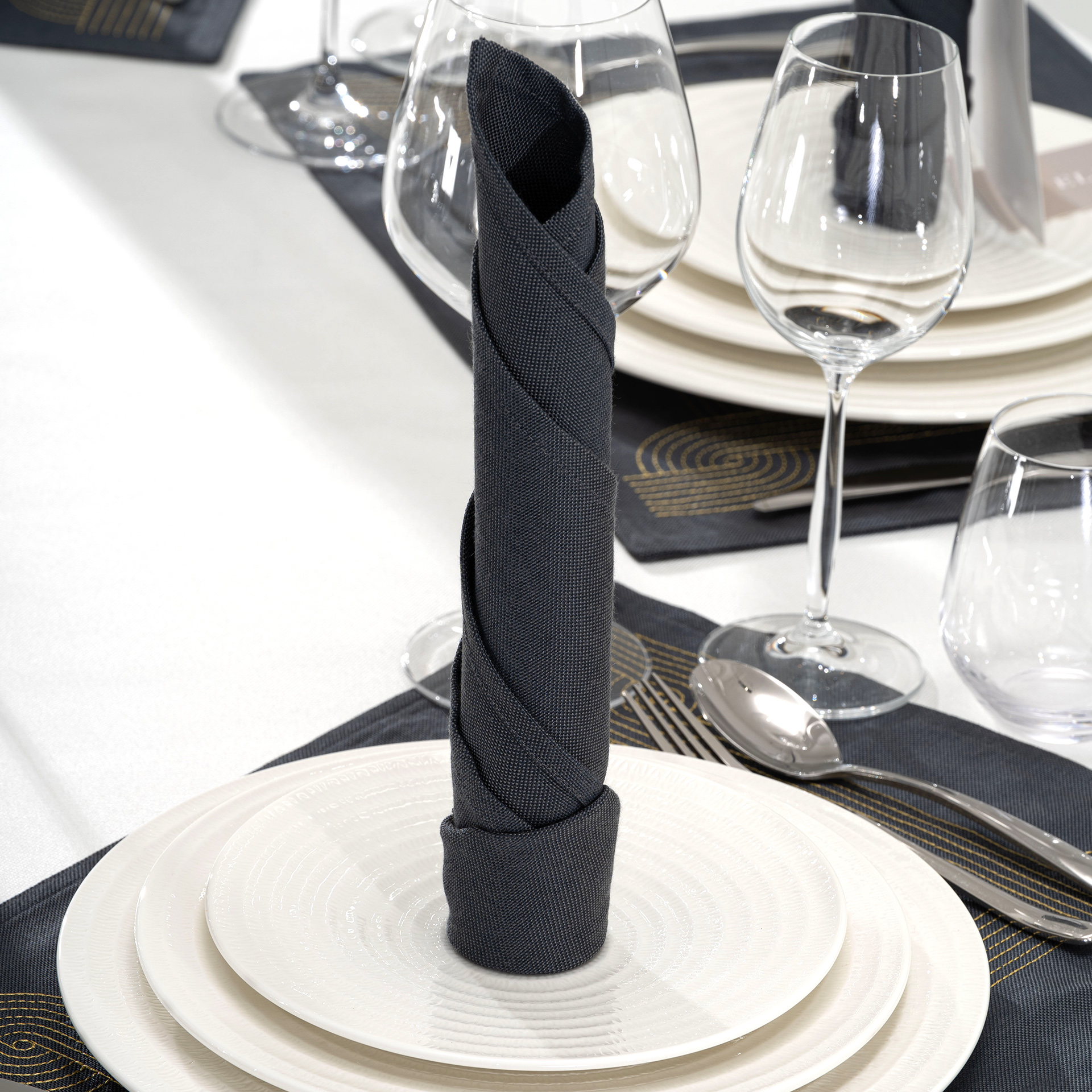 Black & White Luxury Hotel Banquet Tableware & Linen Collection - Image 10