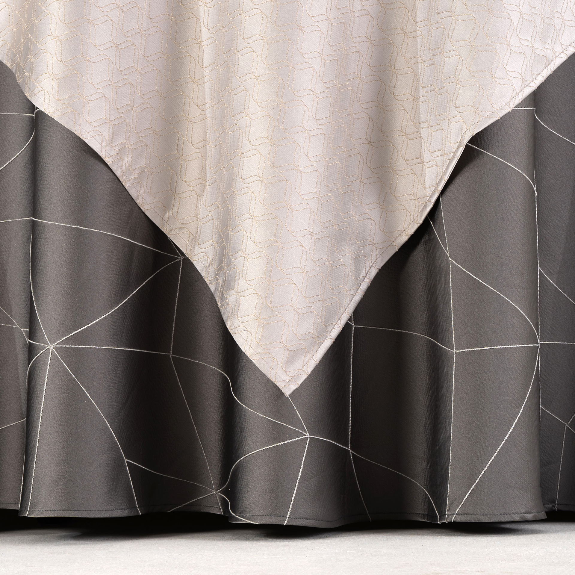 Modern Charcoal Geometric Hotel Banquet Tableware & Linen Collection - Image 8