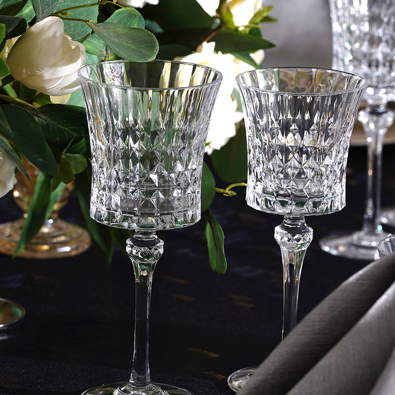 Luxury Banquet Table Linen and Dining Setting Collection - Image 17