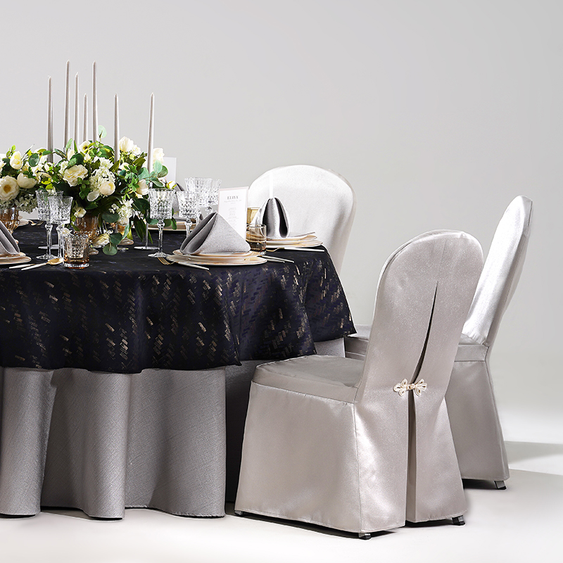 Luxury Banquet Table Linen and Dining Setting Collection - Image 5